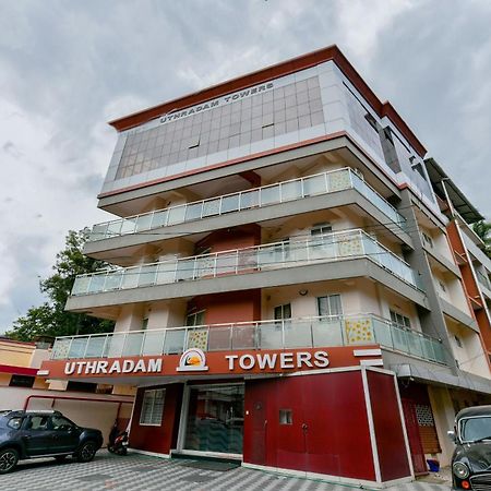 Oyo Flagship Uthradam Towers Ξενοδοχείο Thiruvananthapuram Εξωτερικό φωτογραφία
