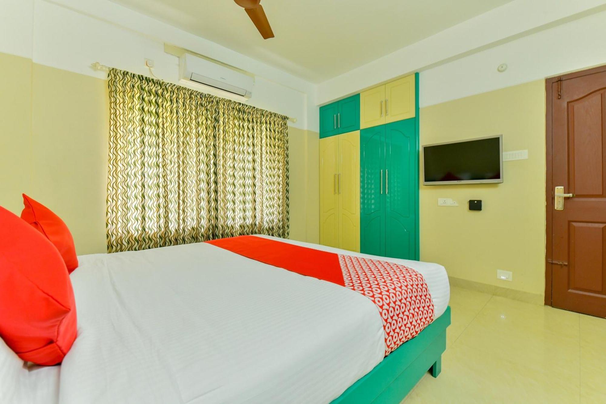 Oyo Flagship Uthradam Towers Ξενοδοχείο Thiruvananthapuram Εξωτερικό φωτογραφία